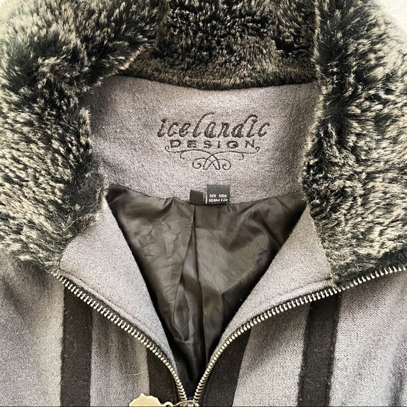 Icelandic Design Gray Wool Vest Women Size Small - Picture 14 of 16